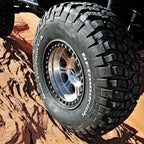 33X10.5 R15 Bf Goodrich Mud Terrain Km2