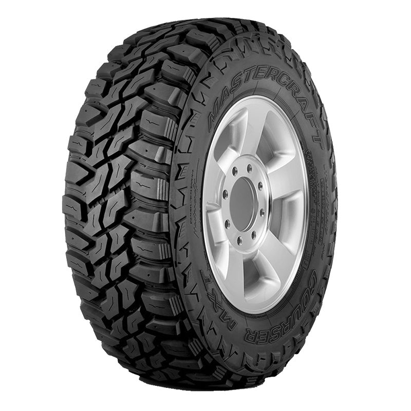 305/60 R18 Mastercraft Courser Mxt 121Q