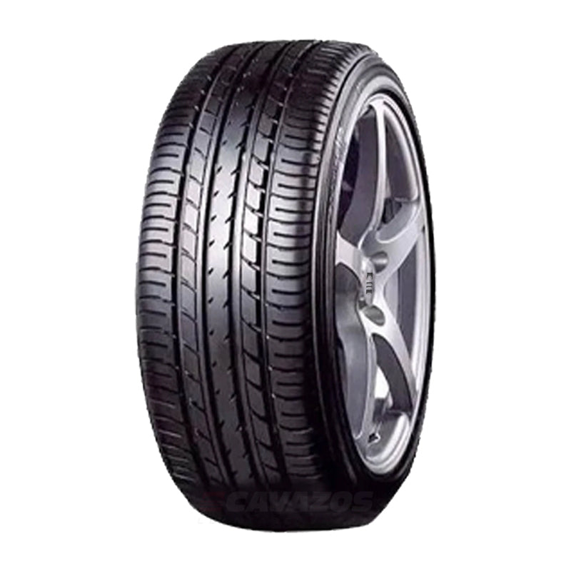 235/45 R18 Yokohama Advan Bluearth Db 94W