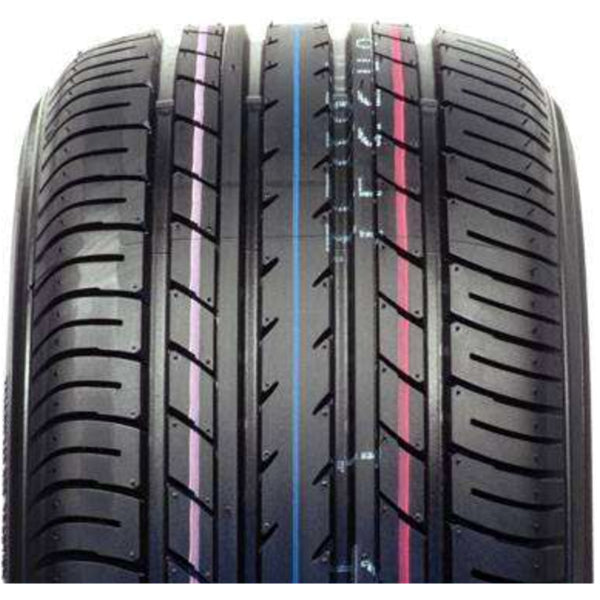 235/45 R18 Yokohama Decibel E70 94W